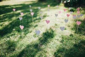 15 Budget Engagement Party Decoration Ideas